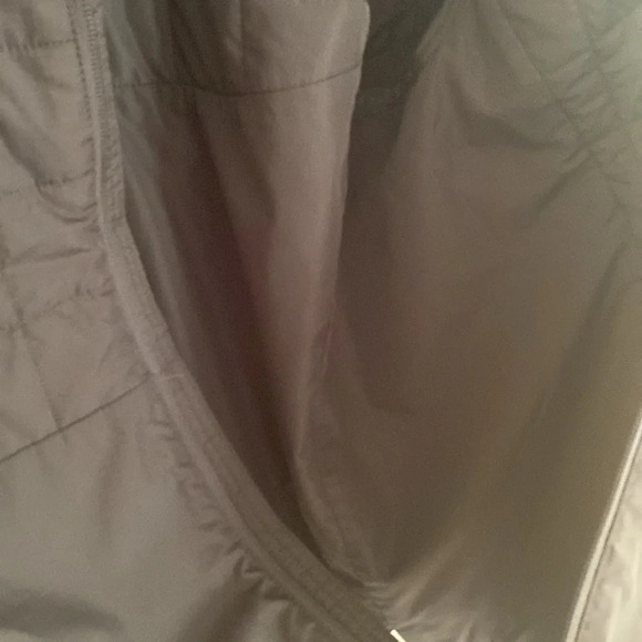 Wind River Lightweight zip up jacket, Size S - Picture 11 of 14